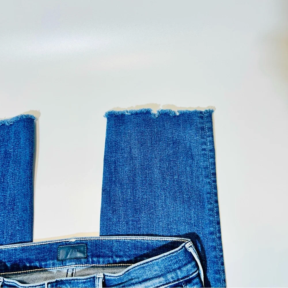 MOTHER jeans The Mid Rise Dazzler Ankle Fray jeans distressed women size 27 - Picture 7 of 11